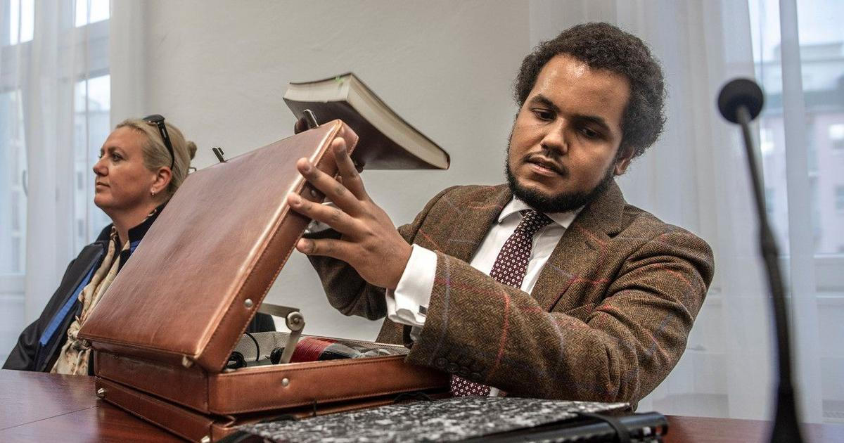 Policie chce opět Feriho obžalovat ze znásilnění. Přes protesty si měl sundat kondom