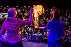 Představení Úžasného divadla fyziky