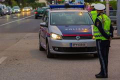 Policie u nehody, Rakousko - ilustrační foto.