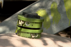 Ukrajinským vojákům miny komplikují protiofenzivu