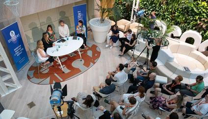 100 dní Spotlightu: celý záznam