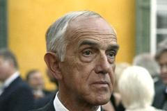 Gaston Glock, výrobce, zbraně