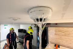 Voda ve Státní opeře