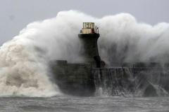 počasí bouře babet Británie