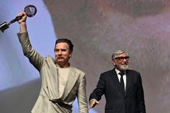 Ewan McGregor si ve Varech převzal filmovou cenu