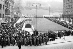 Jednorázové užití / Fotogalerie / Tenkrát na Žižkově. Unikátní staré fotografie pražské čtvrti, která slaví 140 let.