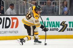 NHL: Montreal Canadiens at Boston Bruins