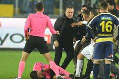 Turkish club president punches referee in the face after Super Lig game in Ankara
