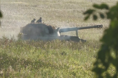 Váznoucí protiofenziva: Ukrajinští vojáci bojují i navzdory vlně veder, aby získali zpět svá území