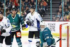 Petr Čech v dresu Belfast Giants