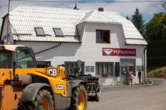 Vesnice Střílky, jogíny, jóga, venkov, prodejna, Nature's Care, prodejny Enapo