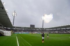Hradec - stadion