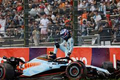 Havárie Logana Sargeanta (Williams) v kvalifikaci na VC Japonska F1 2023