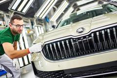 Škoda zahájila výrobu 4. generace Škody Superb