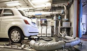 Auto měření emisí laboratoř