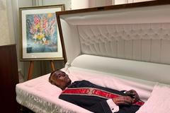 Mumie vytvořená omylem. Hrobník před 128 lety náhodou zachoval tělo zloděje