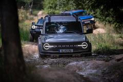 Ford Bronco 2023, off-road, terén