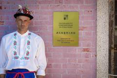 tchaj-wan ambasáda pavel jestřáb