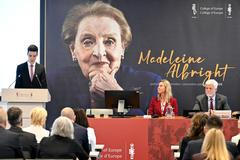 Petr Pavel, Federica Mogheriniová, College of Europe