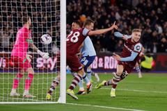 Premier League - West Ham United v Brentford