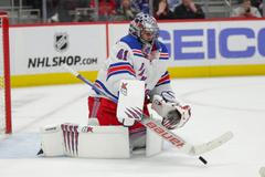 Jaroslav Halák v dresu Rangers