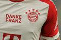 Poděkování legendě Franzi Beckenbauerovi od mnichovského Bayernu