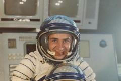 Pelčák, Hvězdné městečko 14