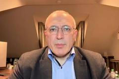 Chodorkovskij: "Putin se bojí, že by pohřeb Navalného mohl vyvolat protesty"