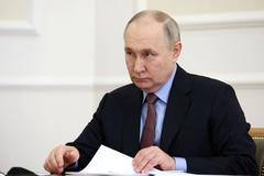 Rusko převzalo kontrolu nad Avdijivkou na východě Ukrajiny poté, co Kyjev stáhl vojáky