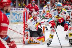 Roman Will a David Musil v zápase proti Třinci