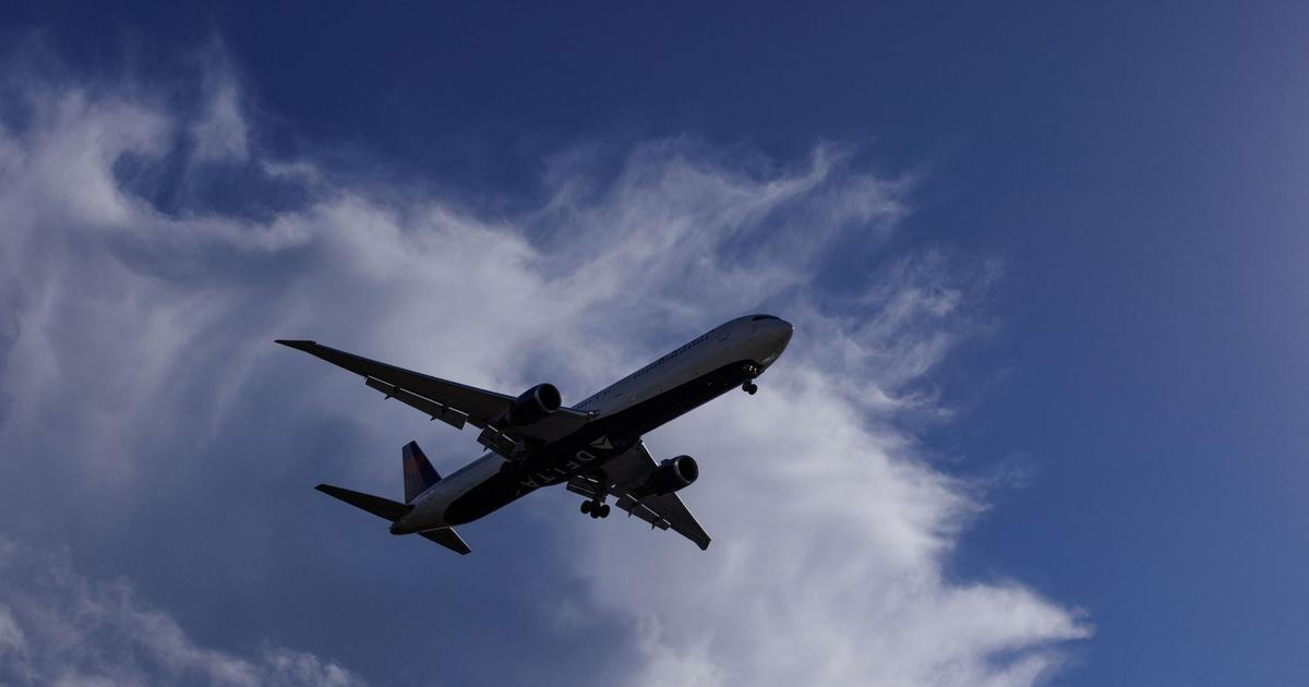 Letadlo se nad Lipskem srazilo s letícím objektem, našel se i dron s výbušninou