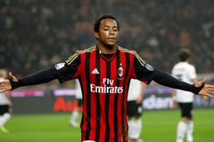 FILE PHOTO: AC Milan's Robinho celebrates after scoring against Spezia during their Italian Cup match in Milan