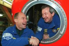 Bertrand Piccard a Brian Jones.