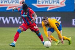 Jiří Kulhánek (vpravo)