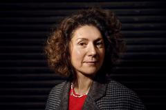 Herečka Martha Issová