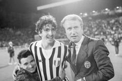1985: Paolo Rossi a Giovanni Trapattoni, Juventus Turín