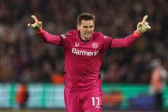 Matěj Kovář slaví postup Leverkusenu přes West Ham v Evropské lize