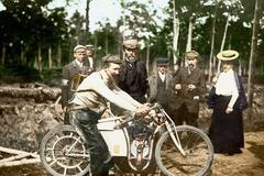 Václav Vondřich na motocyklu Laurin & Klement