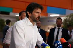 Robert Kaliňák, nemocnice, Robert Fico, útok