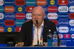 "Byl jsem moc naštvaný, že jsme to nedotáhli. Ronaldo je borec," hodnotil zápas trenér Hašek