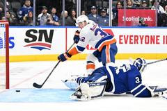 NHL: New York Islanders at Toronto Maple Leafs