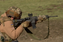 Vojáci vzali situaci do vlastních rukou. Sami dělají nábor nových dobrovolníků