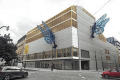 Obchodní dům Máj, David Černý