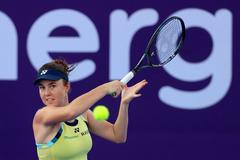 Lina Nosková v zápase druhého kola na turnaji v Dauhá 2024