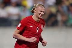 Erling Haaland v dresu norské reprezentace