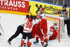 Connor Bedard, Kanada - Dánsko