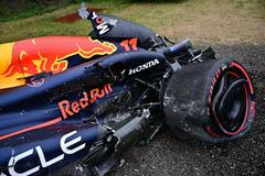 Havarovaný Red Bull Sergia Péreze v kvalifikaci na VC Maďarska F1 2024