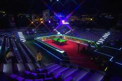 Prakticky prázdné hlediště při World Masters of Snooker v Rijádu