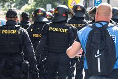 Policie, policisté při zásahu, ilustrační foto