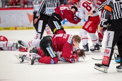 Bitka Marka Daňa s Filipem Chlapíkem (Třinec - Sparta)